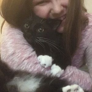 Meet your Posher, Courtney